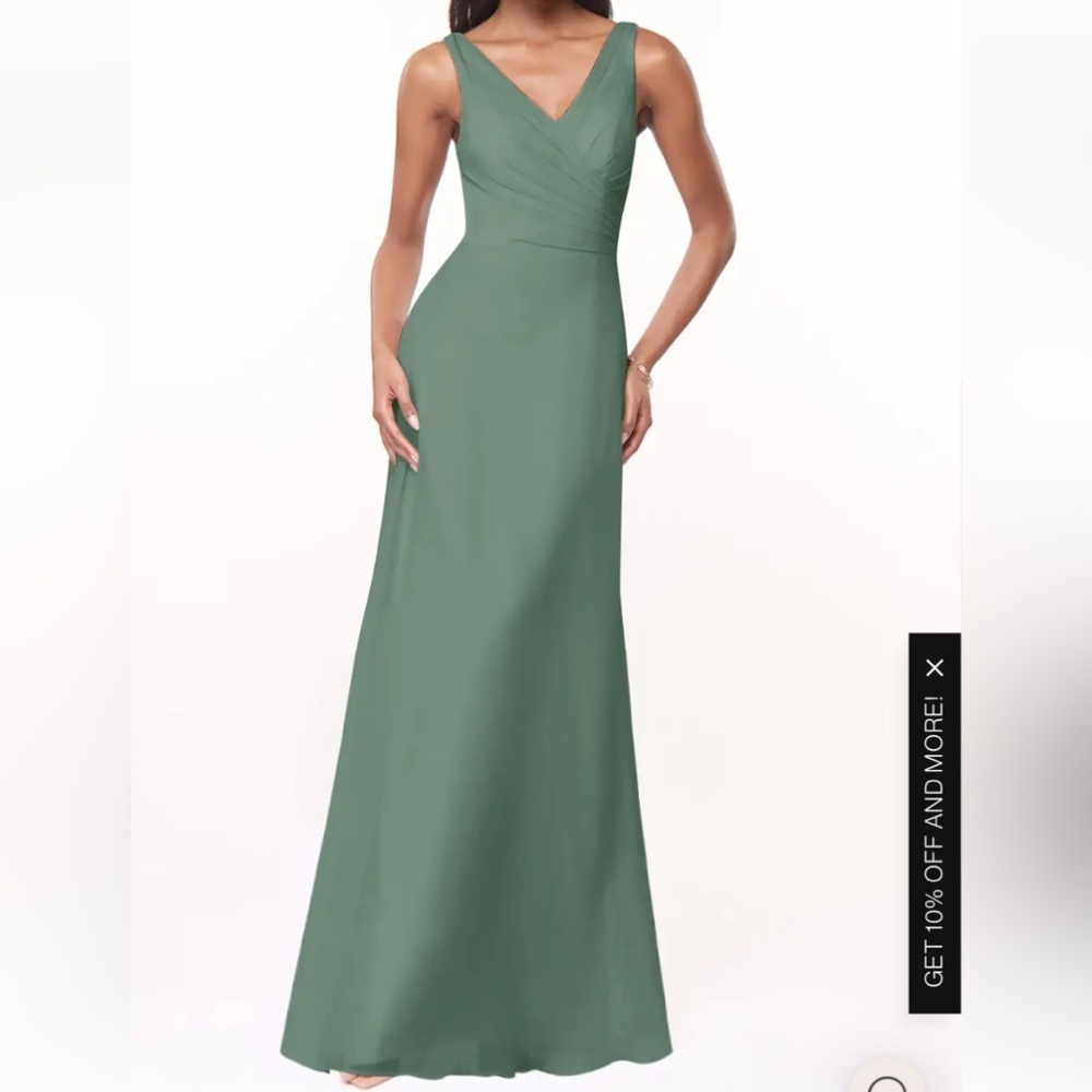 Azazie Elegant Green Sleeveless Gown